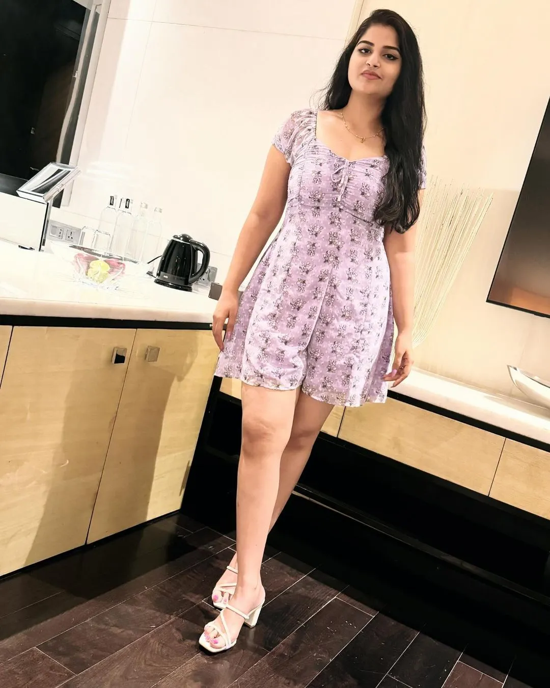 TELUGU TV ACTRESS RUPA MUGGALLA LONG LEGS SHOW IN MINI VIOLET SKIRT 3